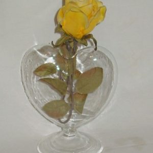 Herz Vase auf Fuss, 11 cm