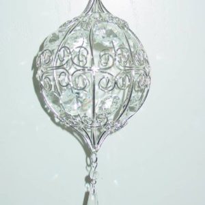 Kugelornament silber mit Glasperlen, ca 10 x 8 cm