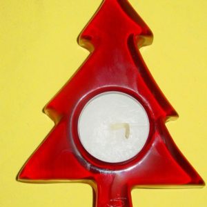 Teelichthalter Tanne rot, Kunstharz (14 x 10,5 cm)