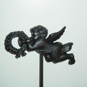 Stecker Engel aus Gusseisen, 105 cm